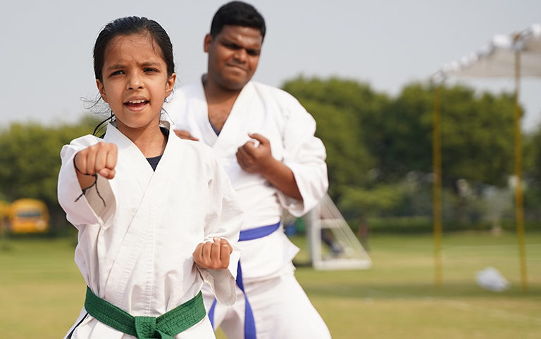 ¿Qué es mejor karate o judo para niños?